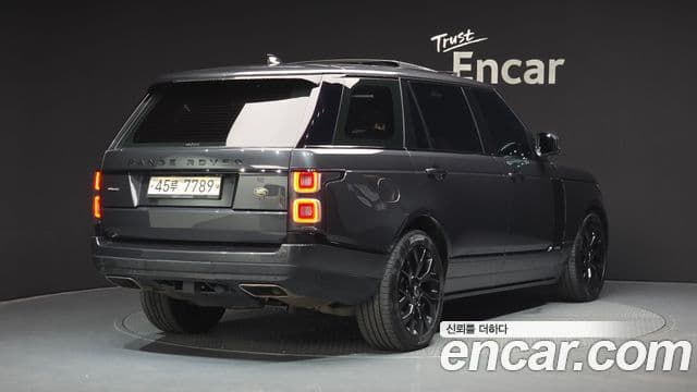 Land Rover Range Rover 2018 — ფოტო 5/20