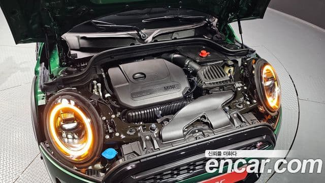 Mini Cooper S 2023 — фото 6 из 20