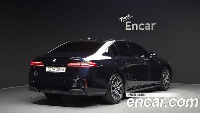 BMW 5 Series 2024 — Şəkil 2/20