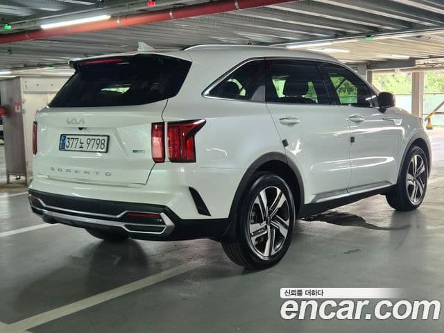 Kia Sorento 2022 — ფოტო 2/20
