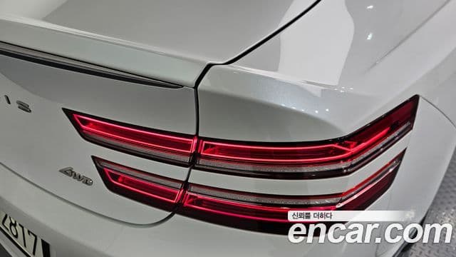 Genesis G80 2021 — ფოტო 18/33