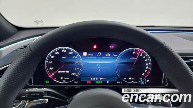 Mercedes-Benz E-Class 2025 — Şəkil 7/17