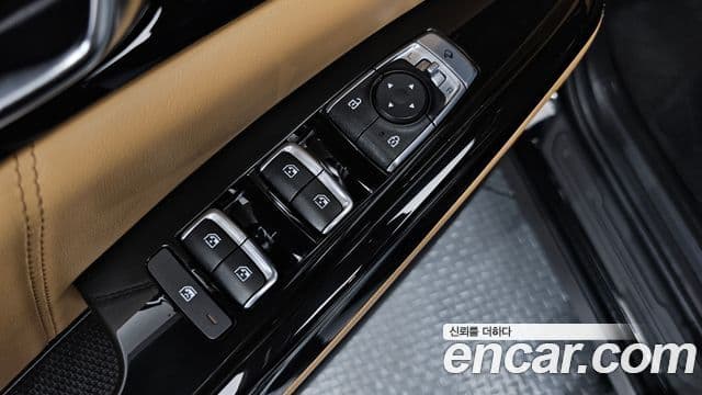 Kia Carnival 2023 — Фото 20/20