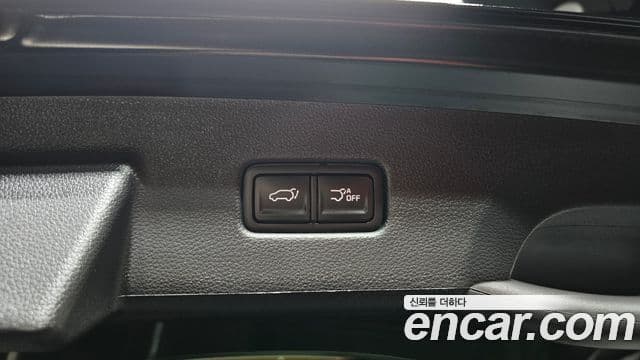 Kia Carnival 2023 — Photo 15/30