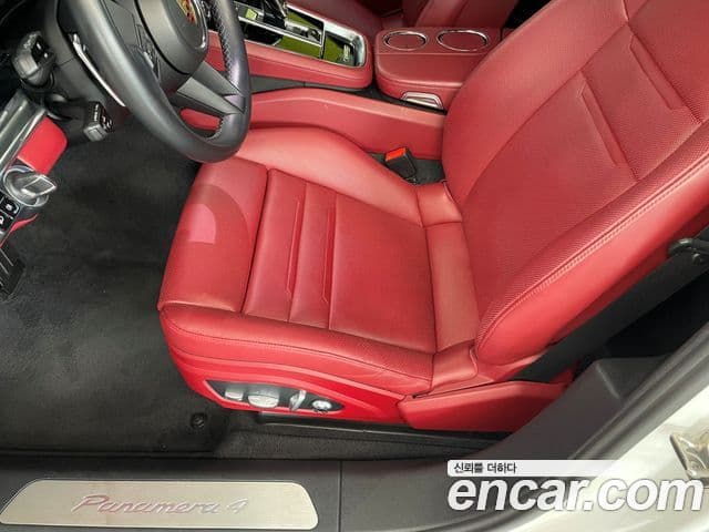 Porsche Panamera 2021 — Photo 16/20