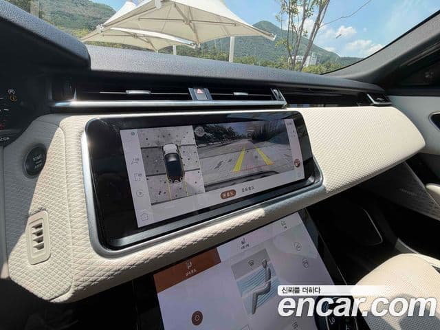 Land Rover Range Rover Velar 2021 — Şəkil 14/20