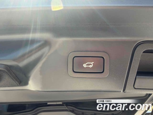 Land Rover Range Rover Velar 2021 — Şəkil 15/20