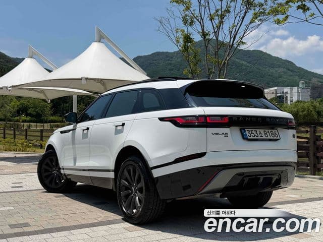 Land Rover Range Rover Velar 2021 — Şəkil 16/20