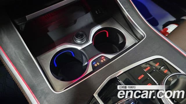 BMW X5 2023 — ფოტო 18/20