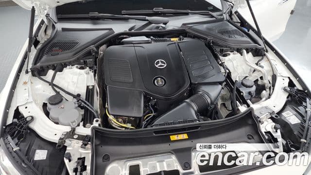 Mercedes-Benz E-Class 2024 — ფოტო 6/20