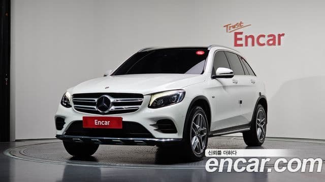 Mercedes-Benz GLC-Class 2018 — Şəkil 1/20