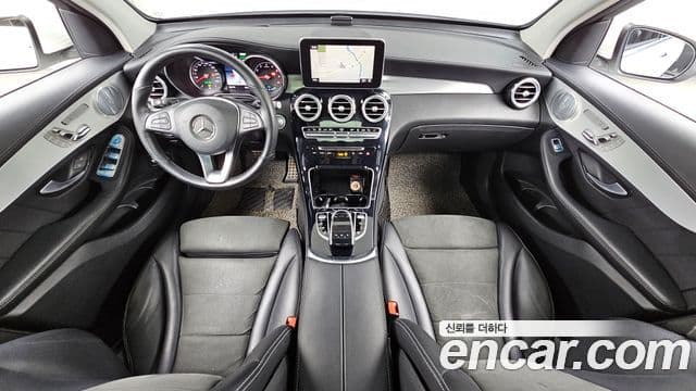 Mercedes-Benz GLC-Class 2018 — Şəkil 7/20