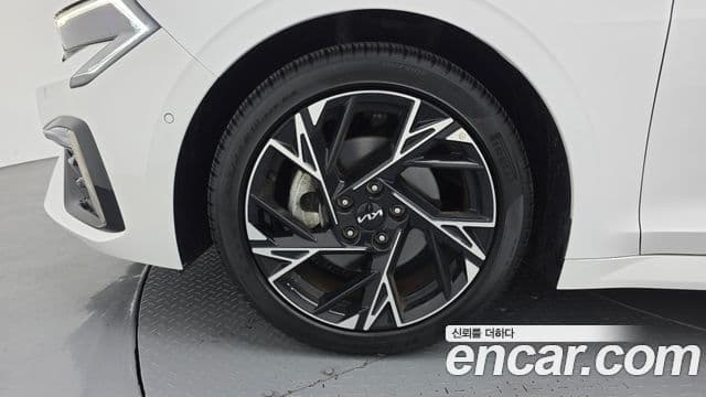 Kia K5 2024 — ფოტო 5/20