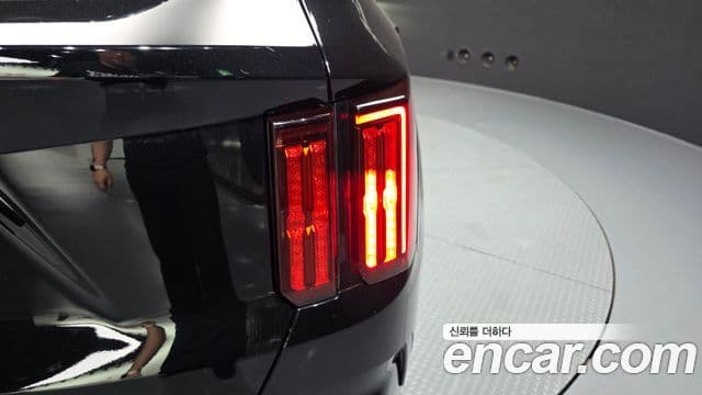 Kia Sorento 2023 — Photo 6/37