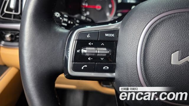 Kia Sorento 2023 — Photo 13/37