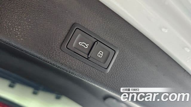 Audi Q3 2020 — Şəkil 17/20
