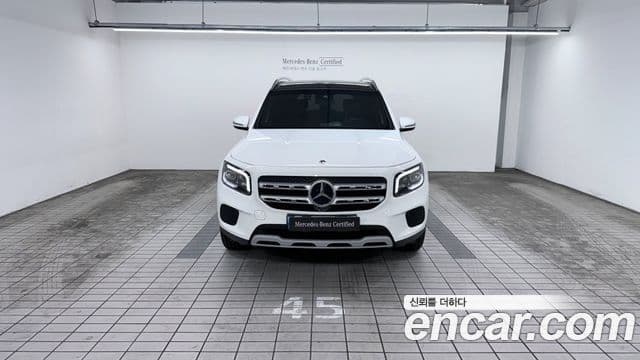 Mercedes-Benz GLB-Class 2021 — ფოტო 2/20
