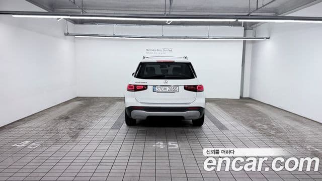 Mercedes-Benz GLB-Class 2021 — ფოტო 3/20