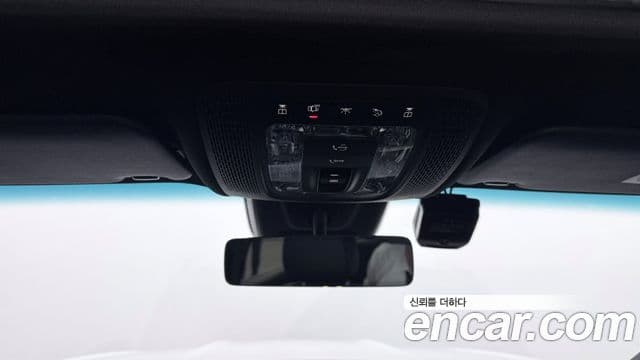 Mercedes-Benz GLB-Class 2021 — ფოტო 17/20