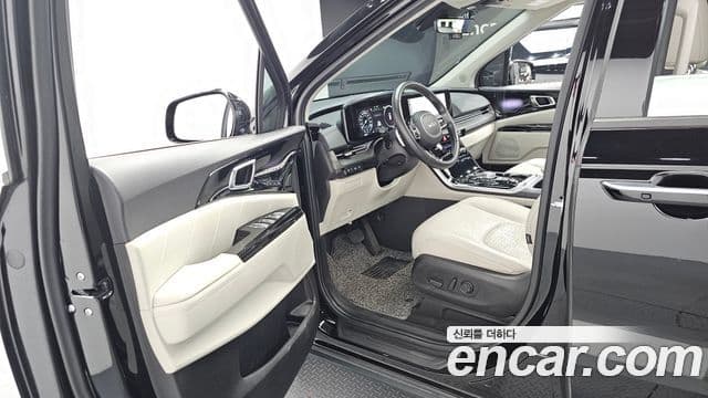 Kia Carnival 2023 — Şəkil 10/20