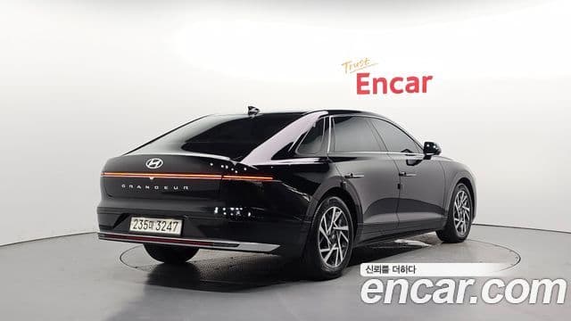 Hyundai Grandeur 2023 — Şəkil 2/20