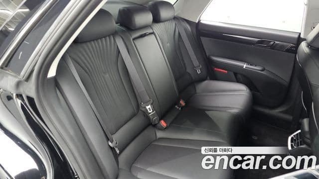 Hyundai Grandeur 2023 — Şəkil 17/20