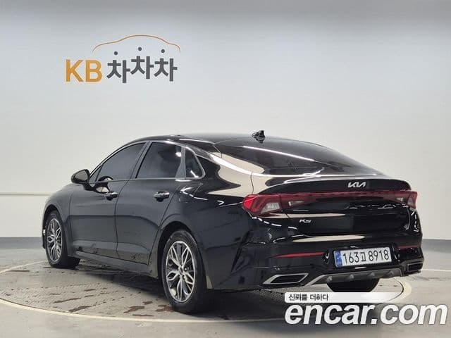 Kia K5 2022 — ფოტო 3/18