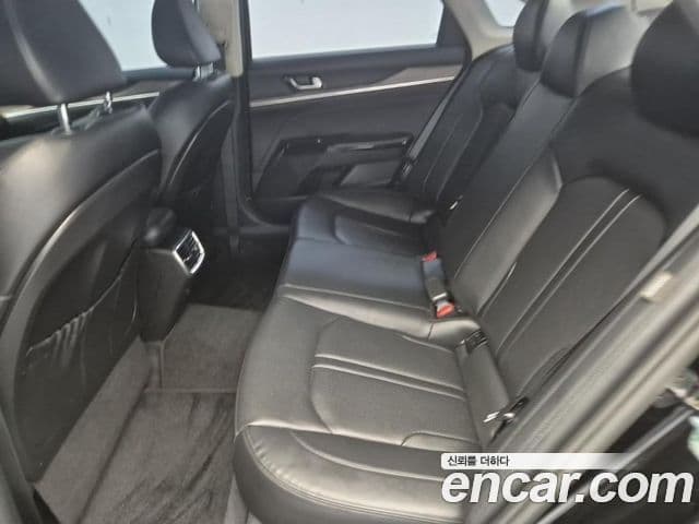 Kia K5 2022 — ფოტო 4/18