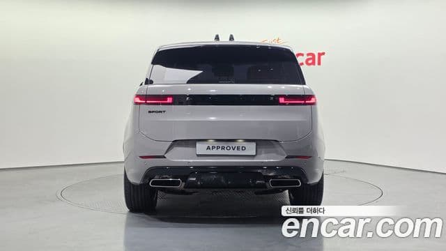 Land Rover Range Rover Sport 2025 — ფოტო 6/20