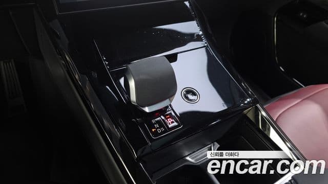 Land Rover Range Rover Sport 2025 — ფოტო 20/20