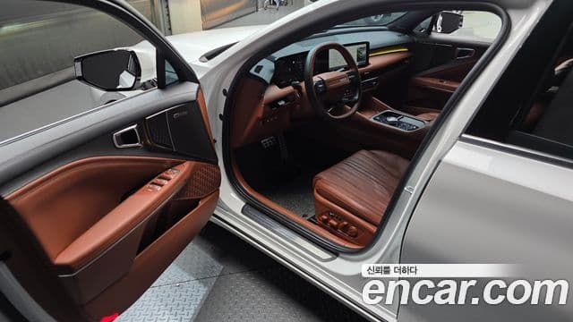 Kia K8 2025 — Photo 16/20