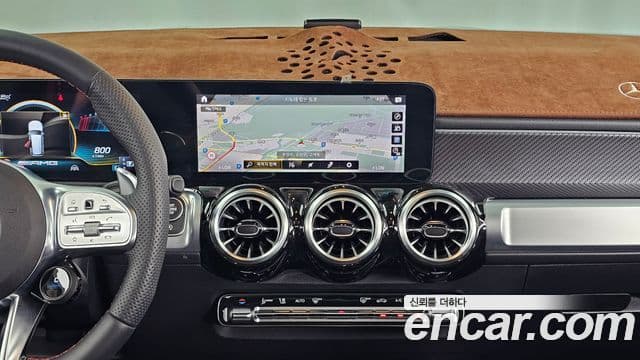 Mercedes-Benz GLB-Class 2022 — Фото 13/20