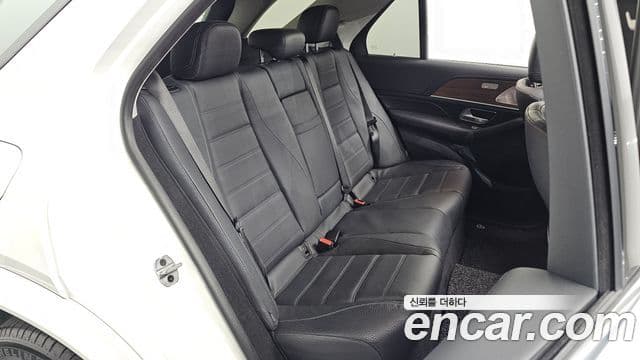 Mercedes-Benz GLE-Class 2021 — Şəkil 11/20