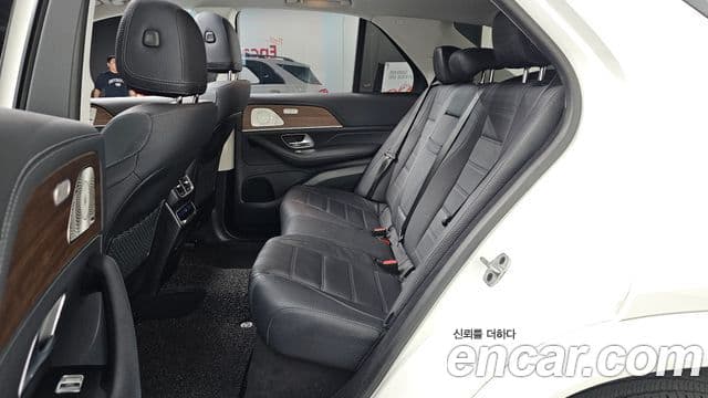 Mercedes-Benz GLE-Class 2021 — Şəkil 12/20