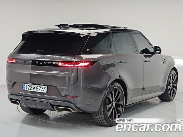 Land Rover Range Rover Sport 2024 — ფოტო 2/20