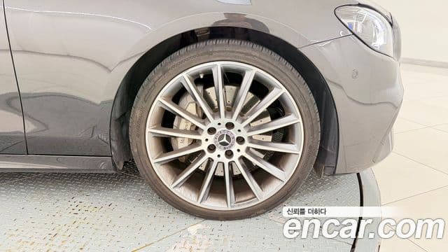 Mercedes-Benz E-Class 2021 — Şəkil 7/20