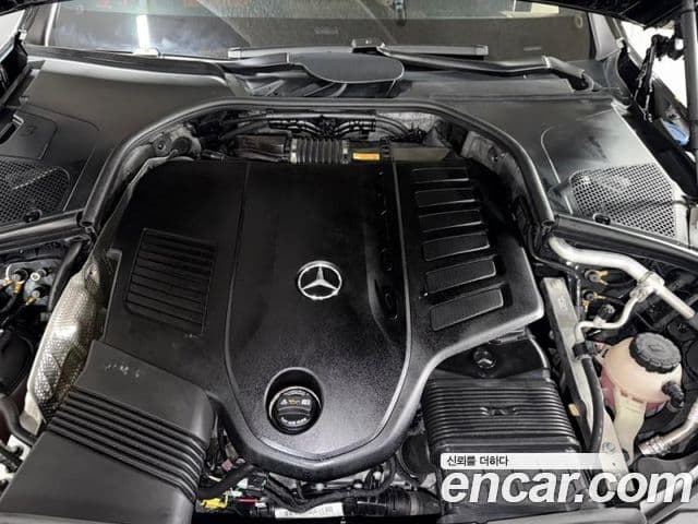 Mercedes-Benz S-Class 2022 — ფოტო 19/20