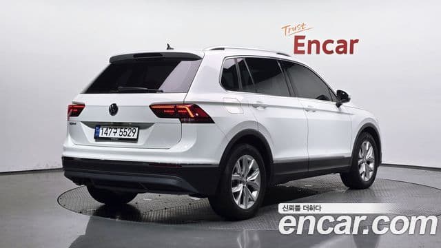 Volkswagen Tiguan 2020 — ფოტო 2/20
