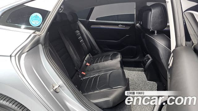Volkswagen Arteon 2019 — Şəkil 11/20