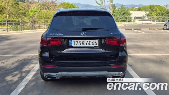 Mercedes-Benz GLC-Class 2022 — Şəkil 5/17