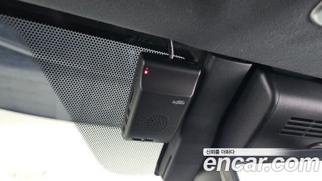 Toyota Alphard 2024 — Photo 15/49
