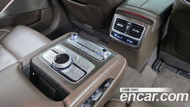 Kia The K9 2018 — Şəkil 18/20