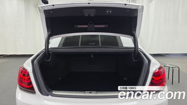 Kia The K9 2018 — Şəkil 20/20