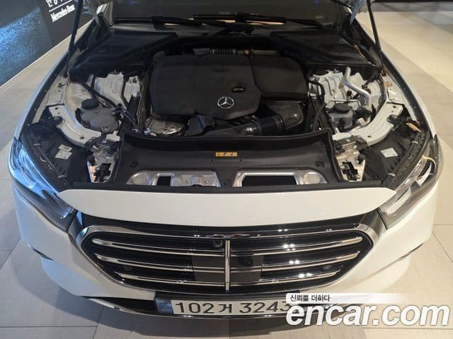 Mercedes-Benz E-Class 2024 — Şəkil 5/18