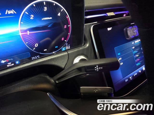 Mercedes-Benz E-Class 2024 — Şəkil 8/18