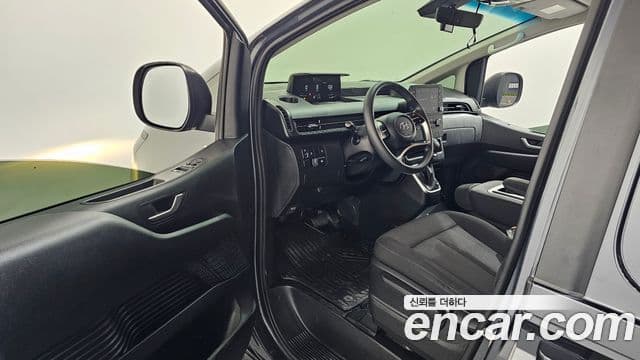 Hyundai Staria 2021 — ფოტო 10/20