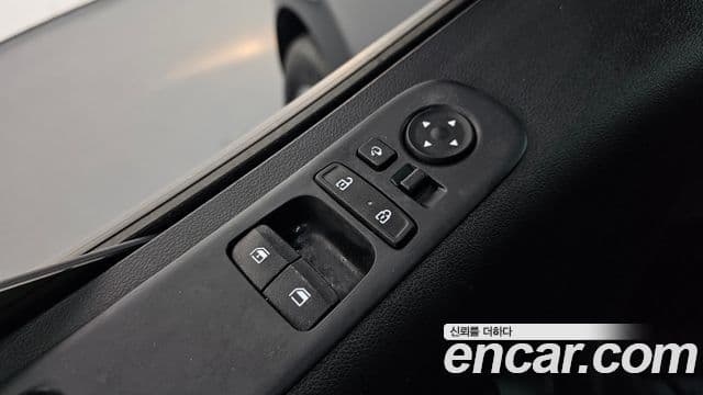 Hyundai Staria 2021 — ფოტო 12/20