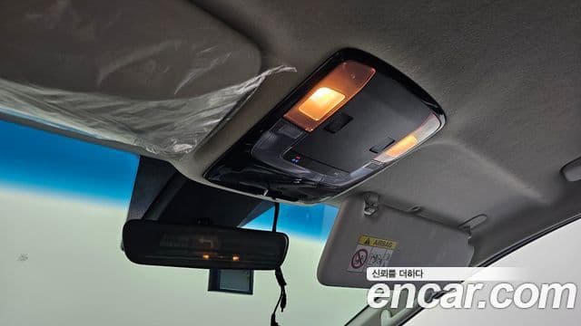 Hyundai Staria 2021 — ფოტო 15/20