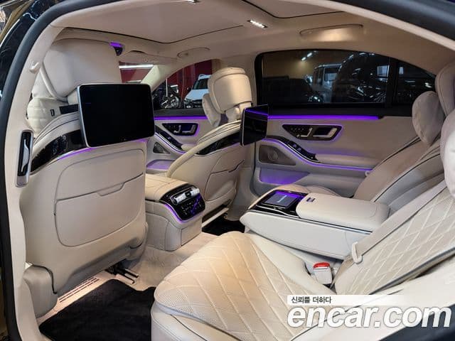 Mercedes-Benz S-Class 2021 — Photo 12/18