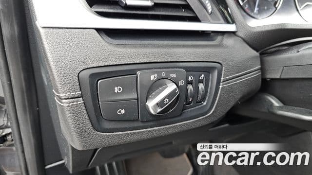 BMW X1 2022 — Фото 19/20